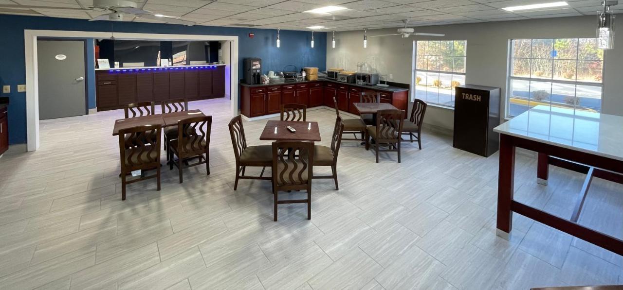 Baymont By Wyndham Adairsville Exterior foto