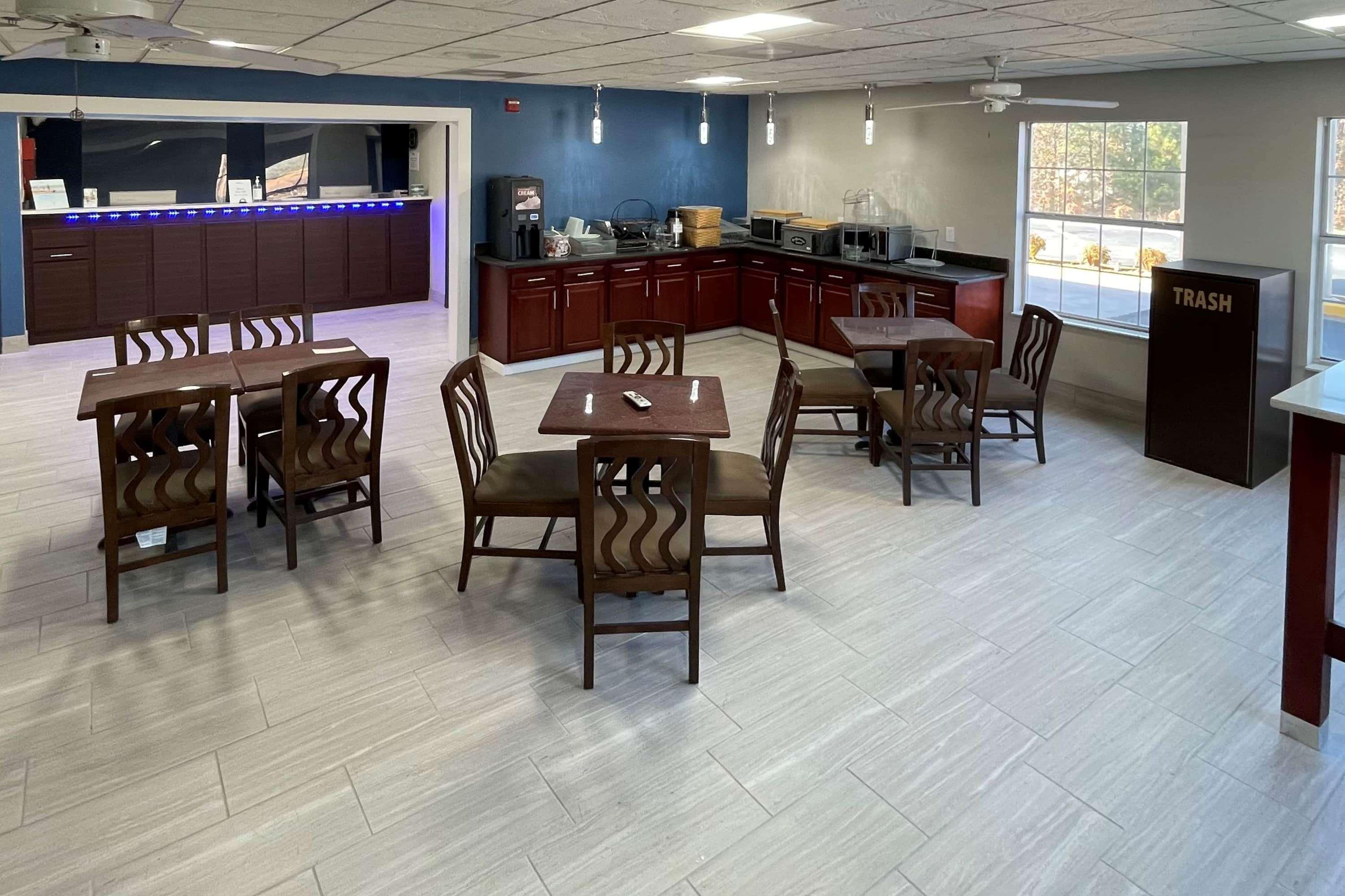 Baymont By Wyndham Adairsville Exterior foto